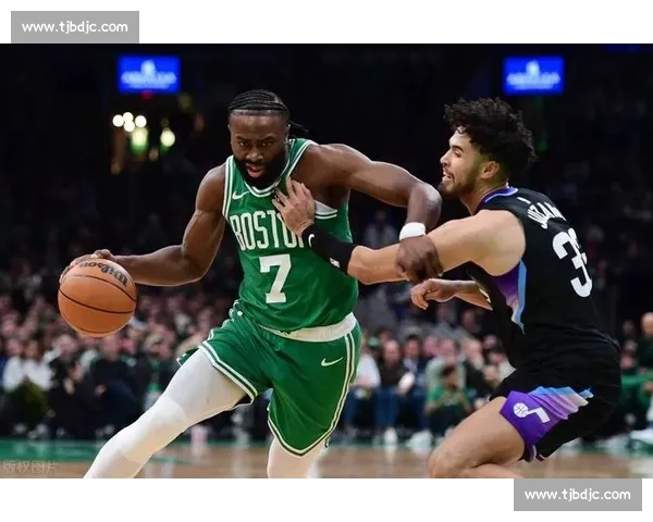 爵士对决凯尔特人东西强队碰撞引爆赛场焦点之夜攻防博弈谁能主宰联盟格局